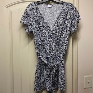Navy/white floral romper